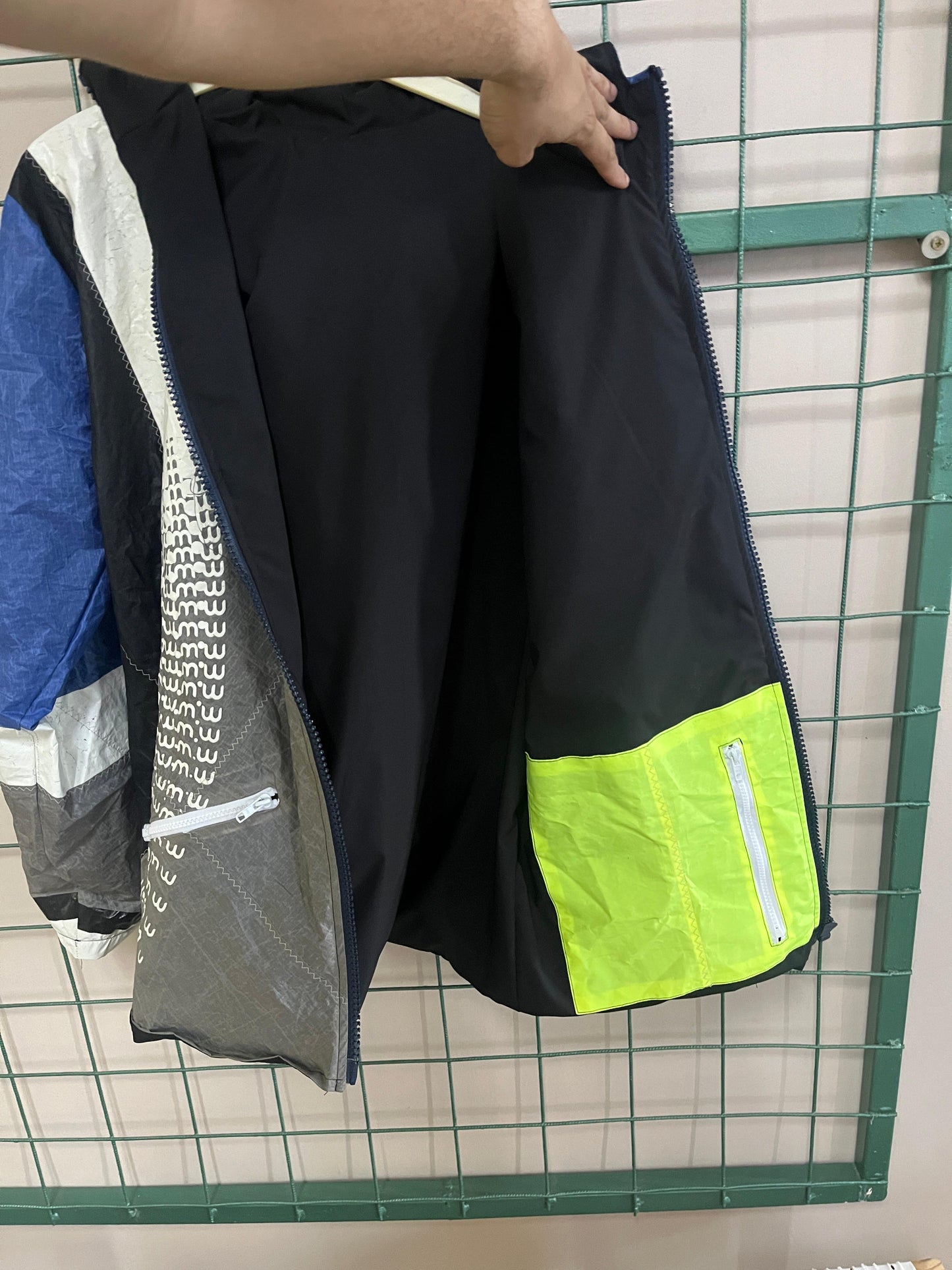 Wahoo Limited edition Windbreaker